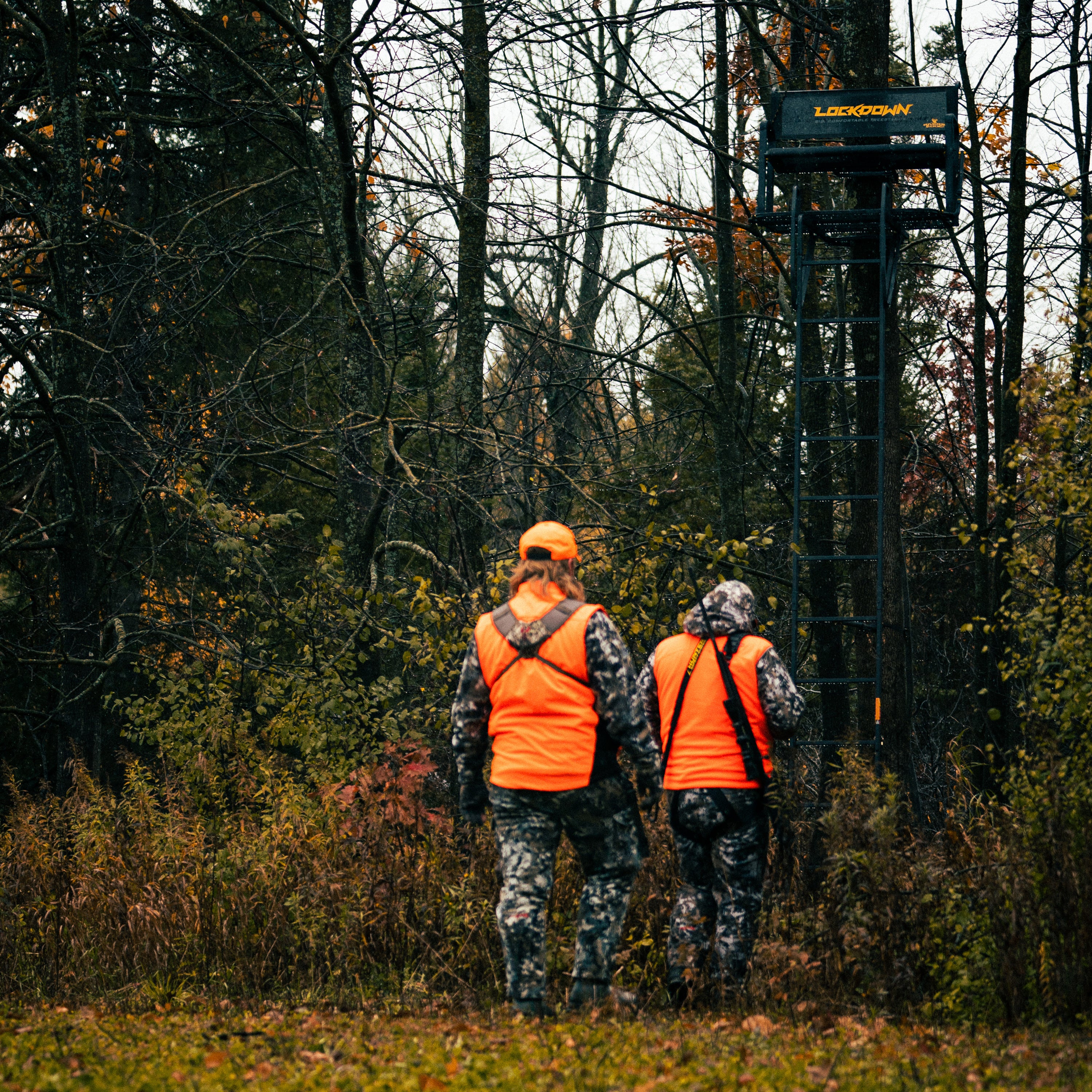 Rivers Edge® LD203 Lockdown™ 2-Man Ladder Stand – Rivers Edge