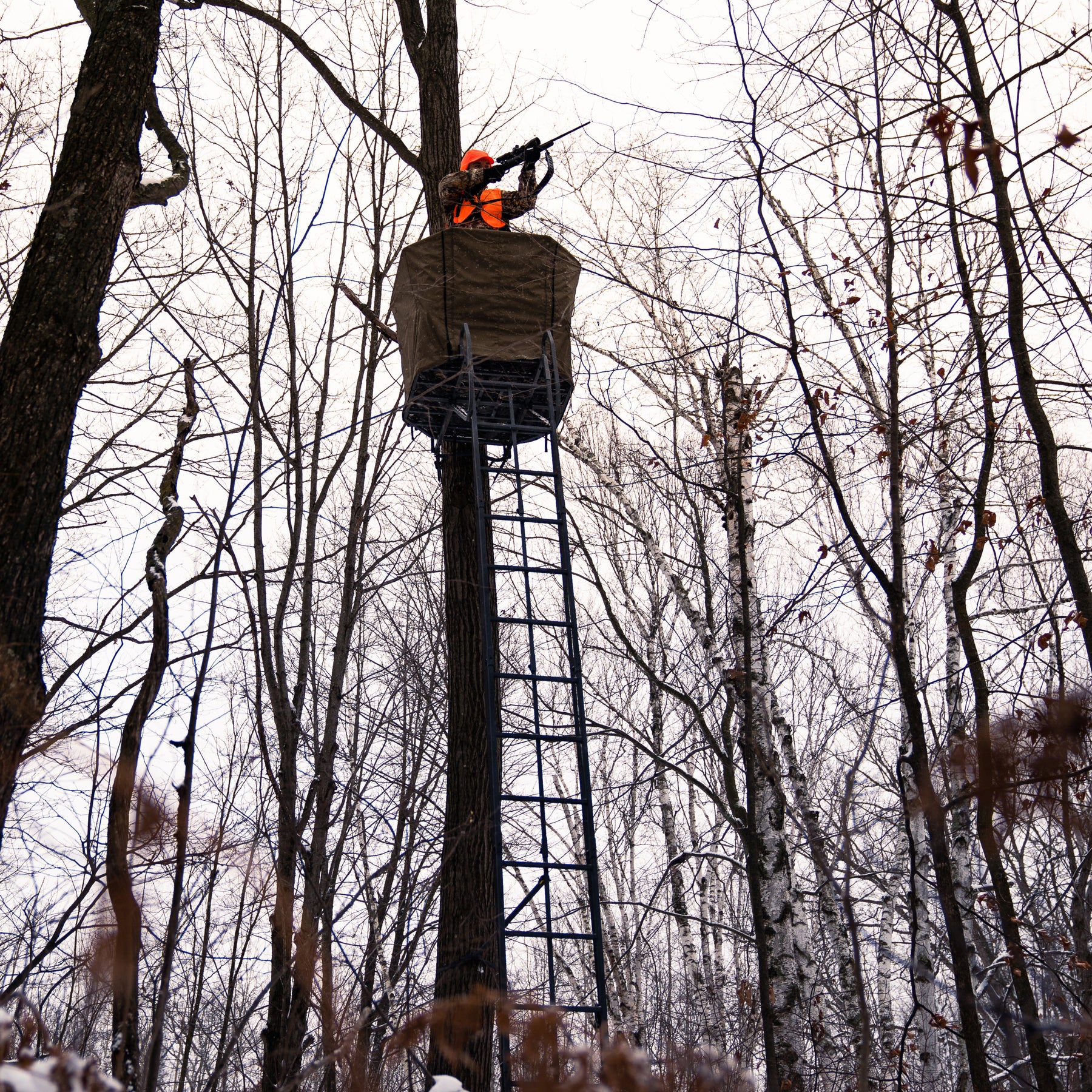 Rivers Edge Lockdown 2 Man Ladder Stand Rivers Edge Treestands   LD204 LND00971 021423 WEB 1800x1800 